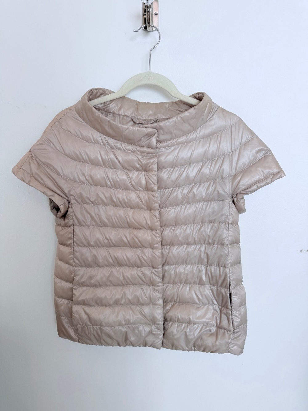 Herno Emilia Cap Sleeve Quilted Down Jacket Champagne